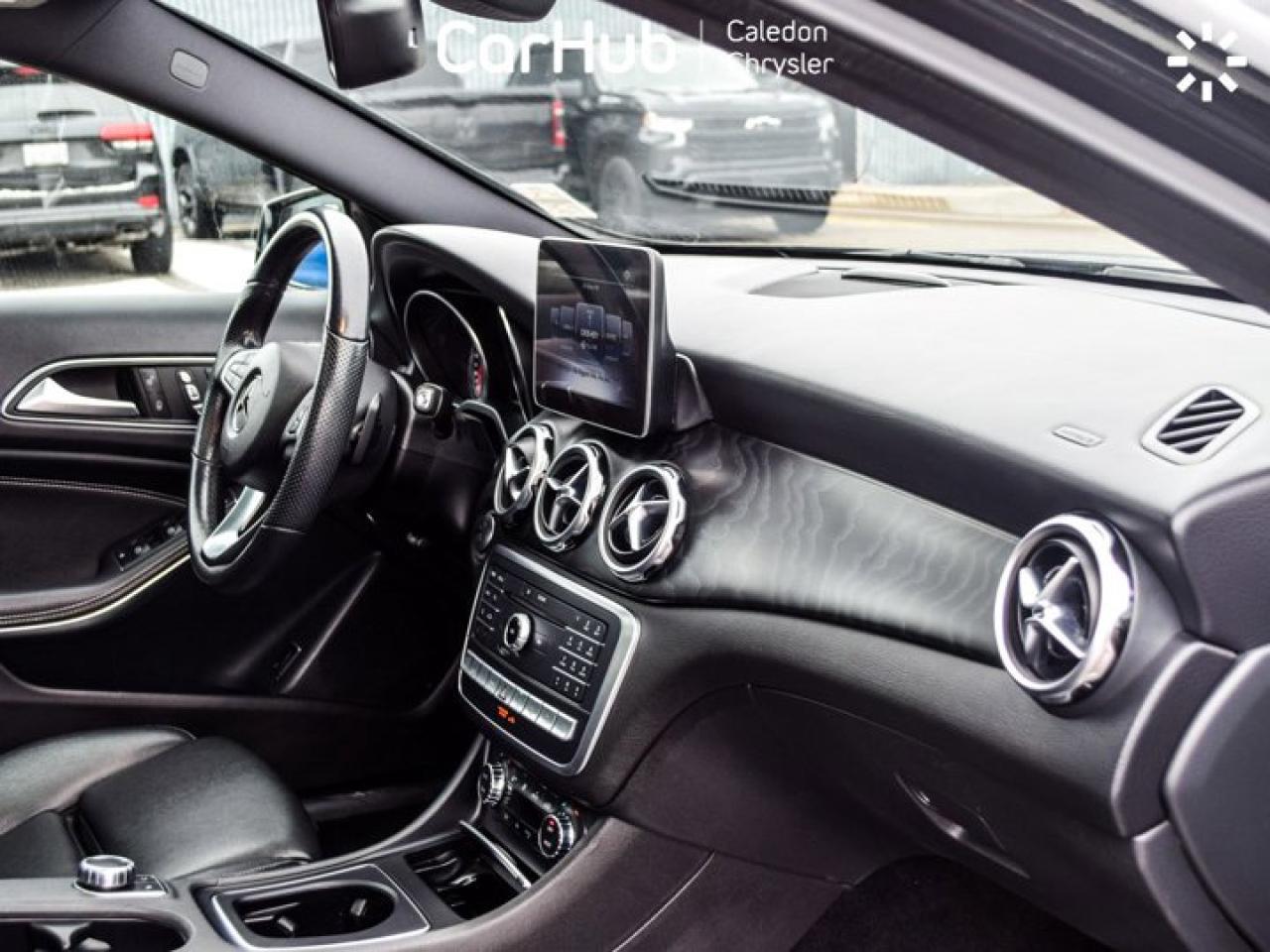 2020 Mercedes-Benz GLA GLA 250 4Matic Pano Sunroof Blind Spot Alloy Rims Photo