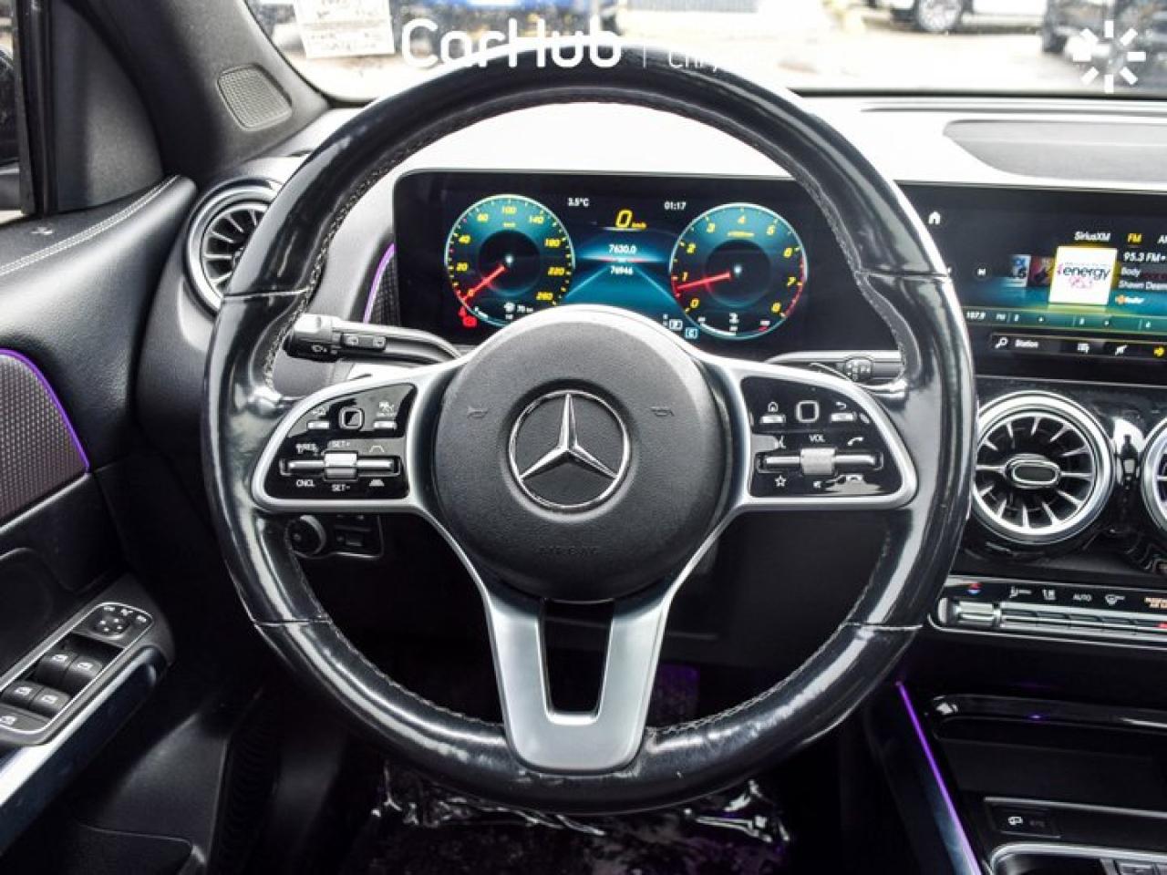 2022 Mercedes-Benz G-Class GLB 250 4MATIC Sunroof Blind Spot Navigation Photo