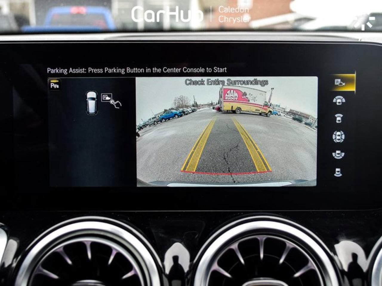 2022 Mercedes-Benz G-Class GLB 250 4MATIC Sunroof Blind Spot Navigation Photo