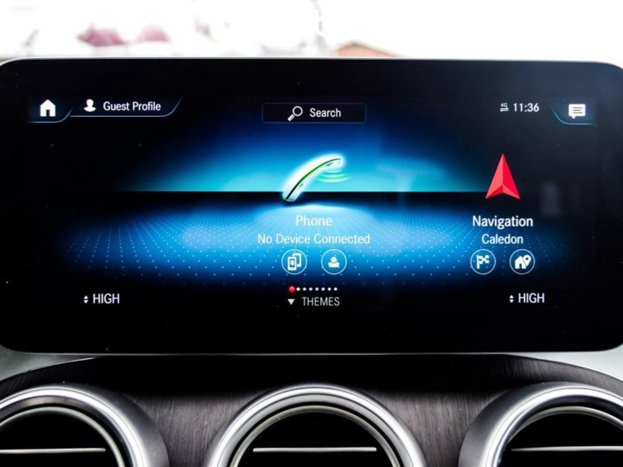 2021 Mercedes-Benz GLC GLC 300 4MATIC Sunroof Navigation 360 Camera Blind Spot Photo