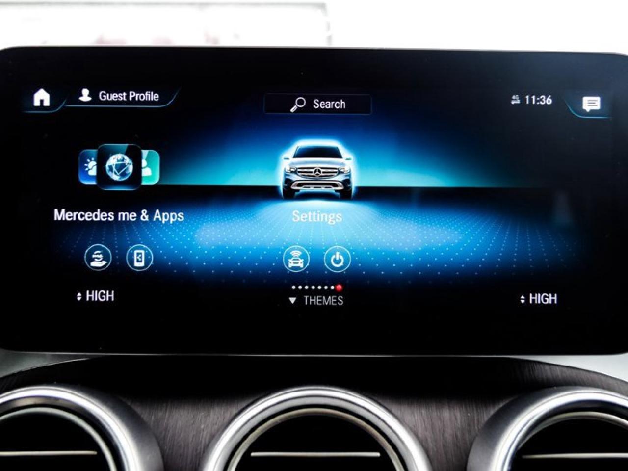 2021 Mercedes-Benz GLC GLC 300 4MATIC Sunroof Navigation 360 Camera Blind Spot Photo