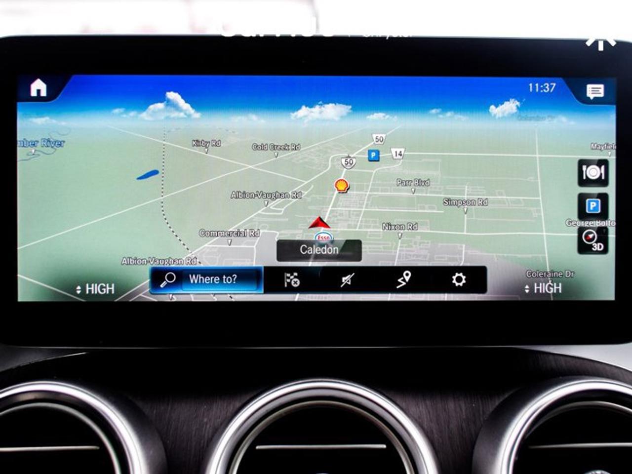 2021 Mercedes-Benz GLC GLC 300 4MATIC Sunroof Navigation 360 Camera Blind Spot Photo4