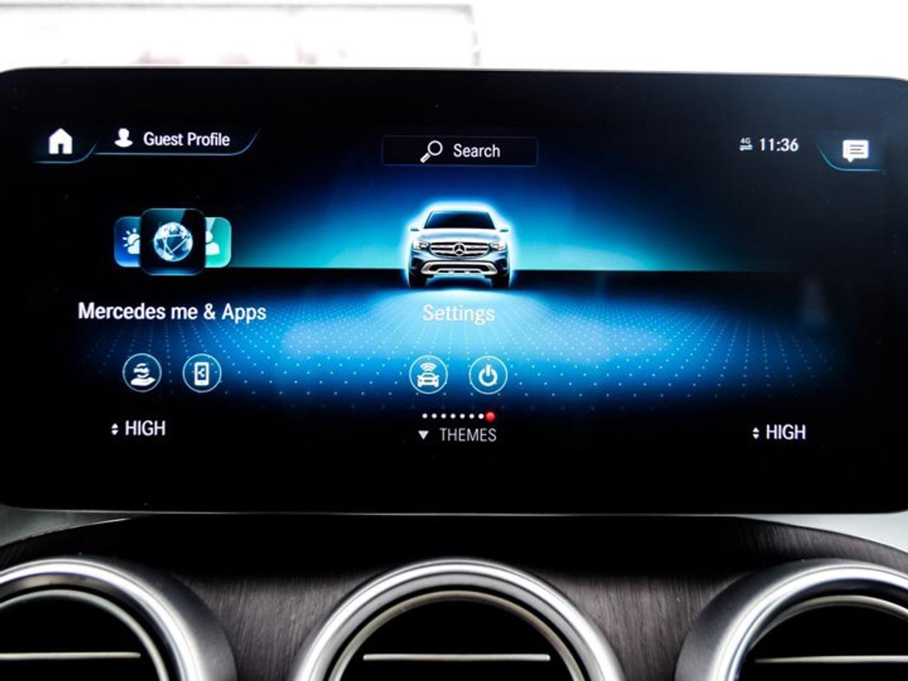 2021 Mercedes-Benz GLC GLC 300 4MATIC Sunroof Navigation 360 Camera Blind Spot Photo