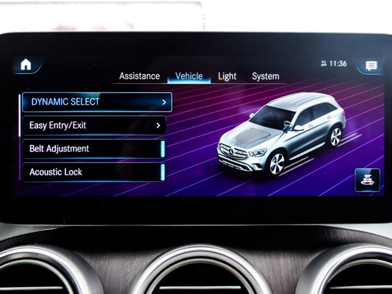 2021 Mercedes-Benz GLC GLC 300 4MATIC Sunroof Navigation 360 Camera Blind Spot Photo