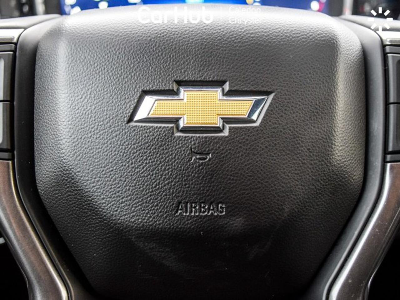 2023 Chevrolet Silverado 1500 High Country 4WD Crew Cab 147" 5.3L Leather  5 passengers with captain chair Photo