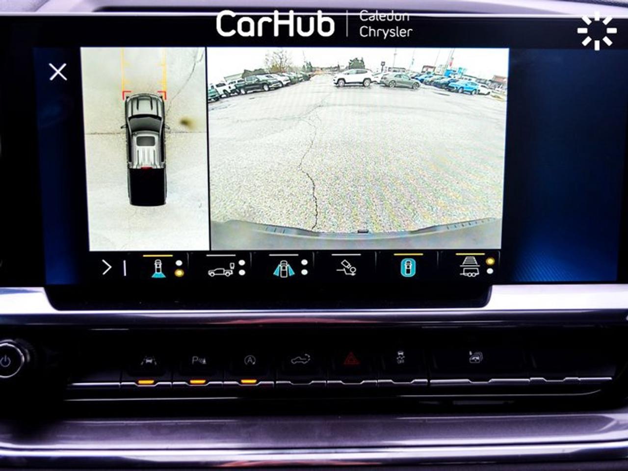 2023 Chevrolet Silverado 1500 High Country 4WD Crew Cab 147" 5.3L Leather  5 passengers with captain chair Photo