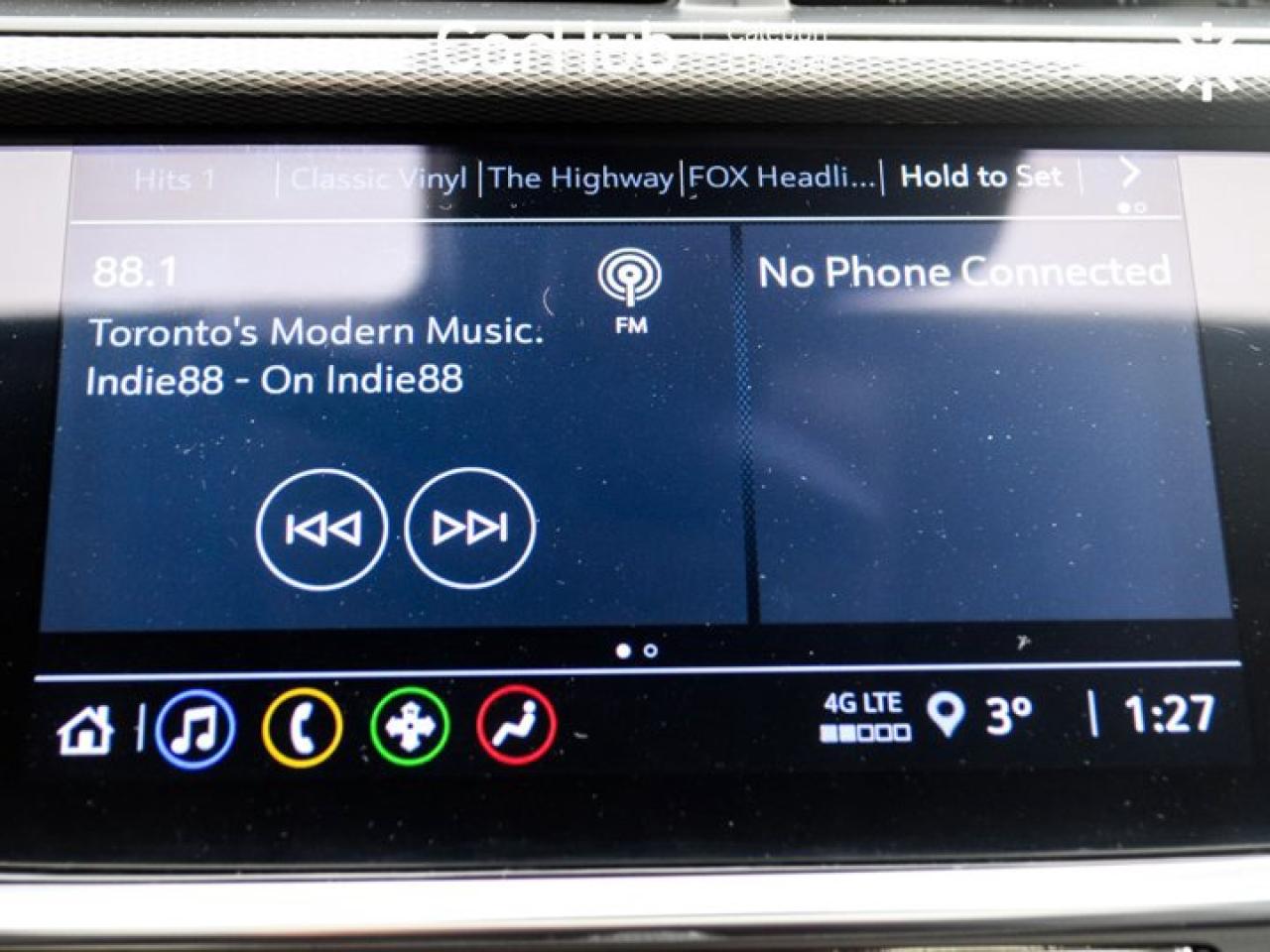 2023 Buick Encore GX Select AWD Pano Sunroof Heated Front Seats Alloy Rims Photo