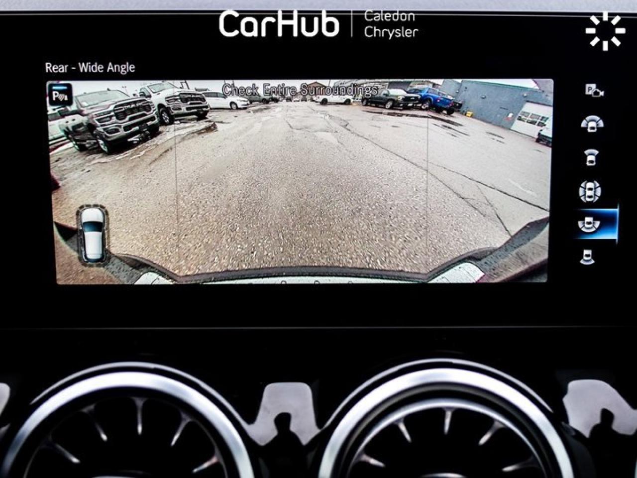 2022 Mercedes-Benz GLA GLA 250 4Matic Pano Sunroof Navi 360 Camera Photo