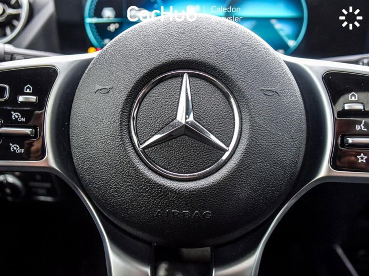 2022 Mercedes-Benz GLA GLA 250 4Matic Pano Sunroof Navi 360 Camera Photo