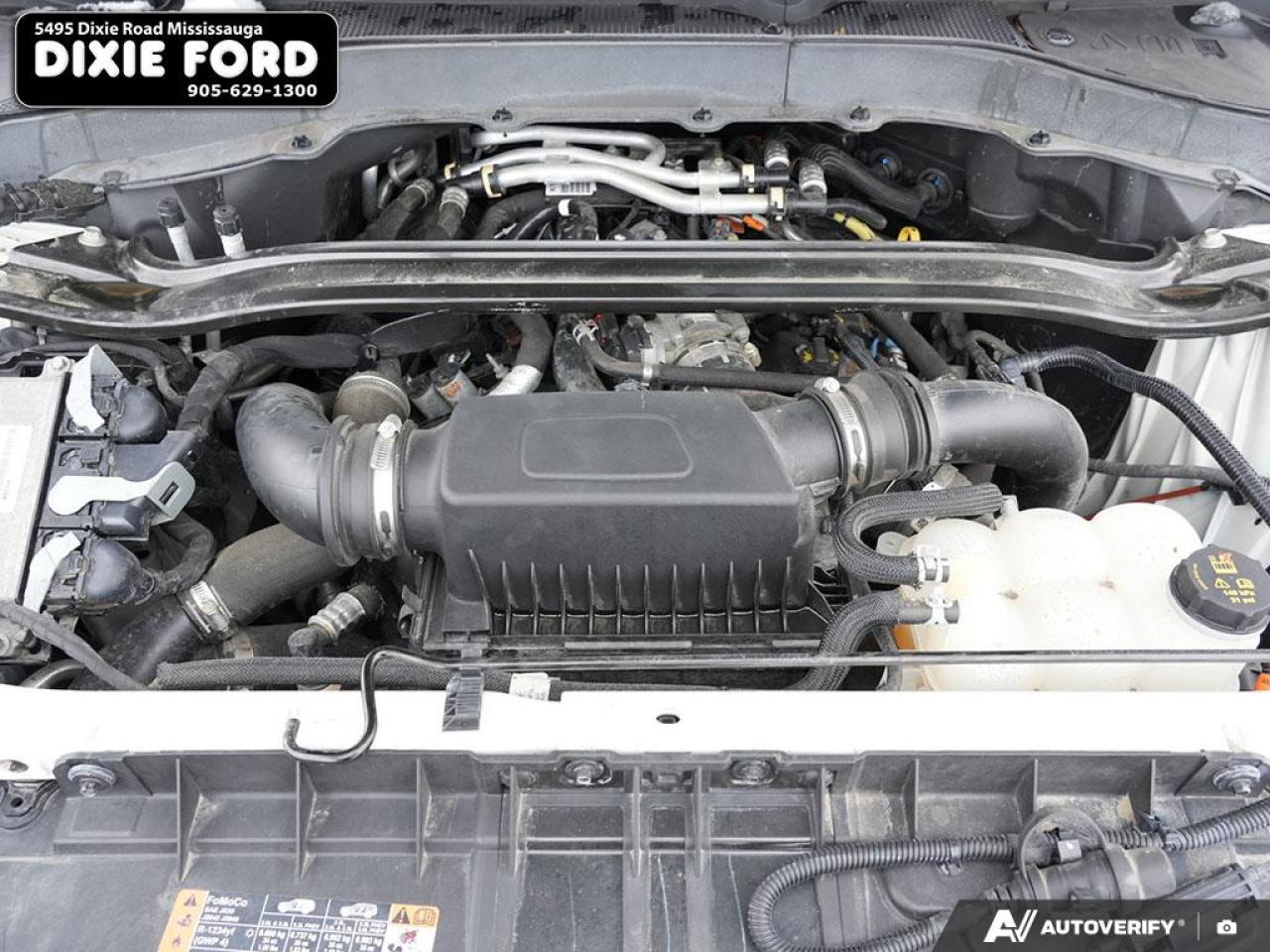 2022 Ford Explorer ST Photo