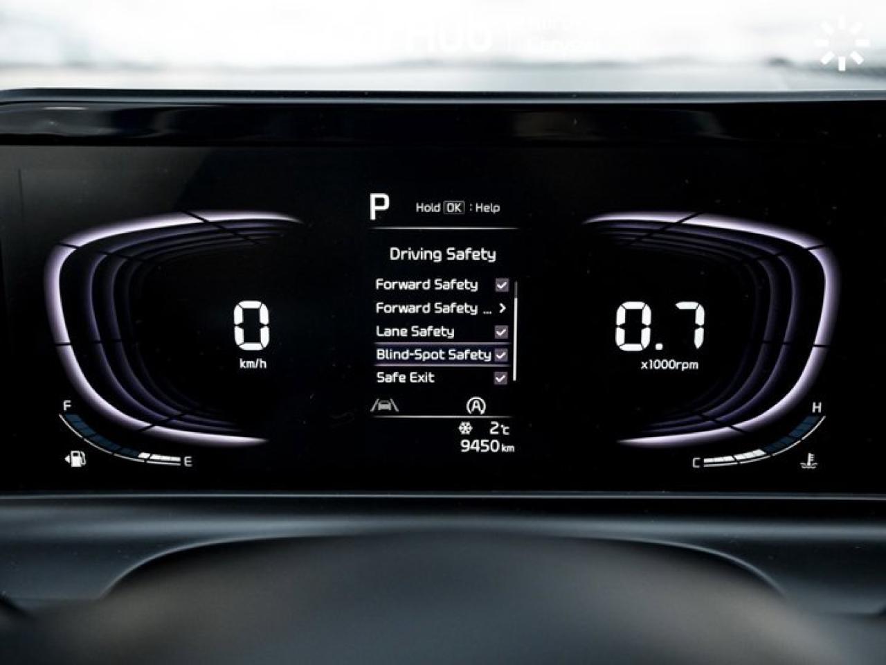 2025 Kia Seltos LX AWD Heated Seats Blind Spot Aid Backup Cam Apple CarPlay Photo