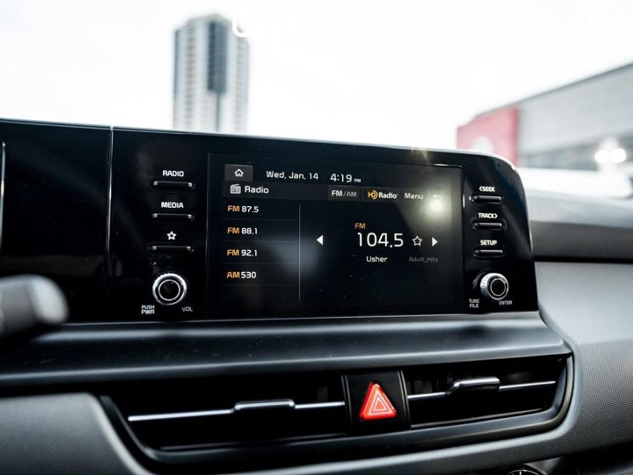 2025 Kia Seltos LX AWD Heated Seats Blind Spot Aid Backup Cam Apple CarPlay Photo