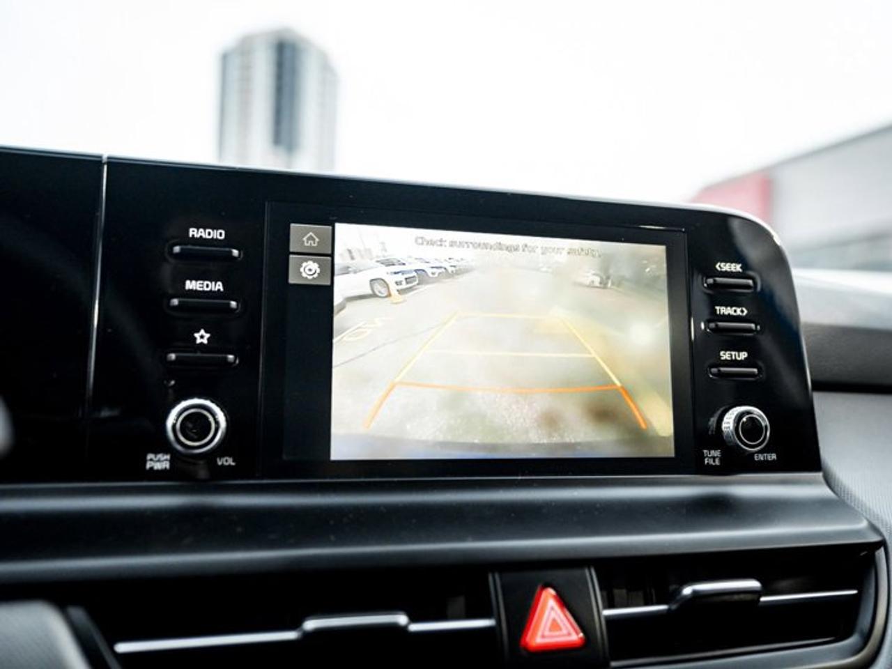 2025 Kia Seltos LX AWD Heated Seats Blind Spot Aid Backup Cam Apple CarPlay Photo