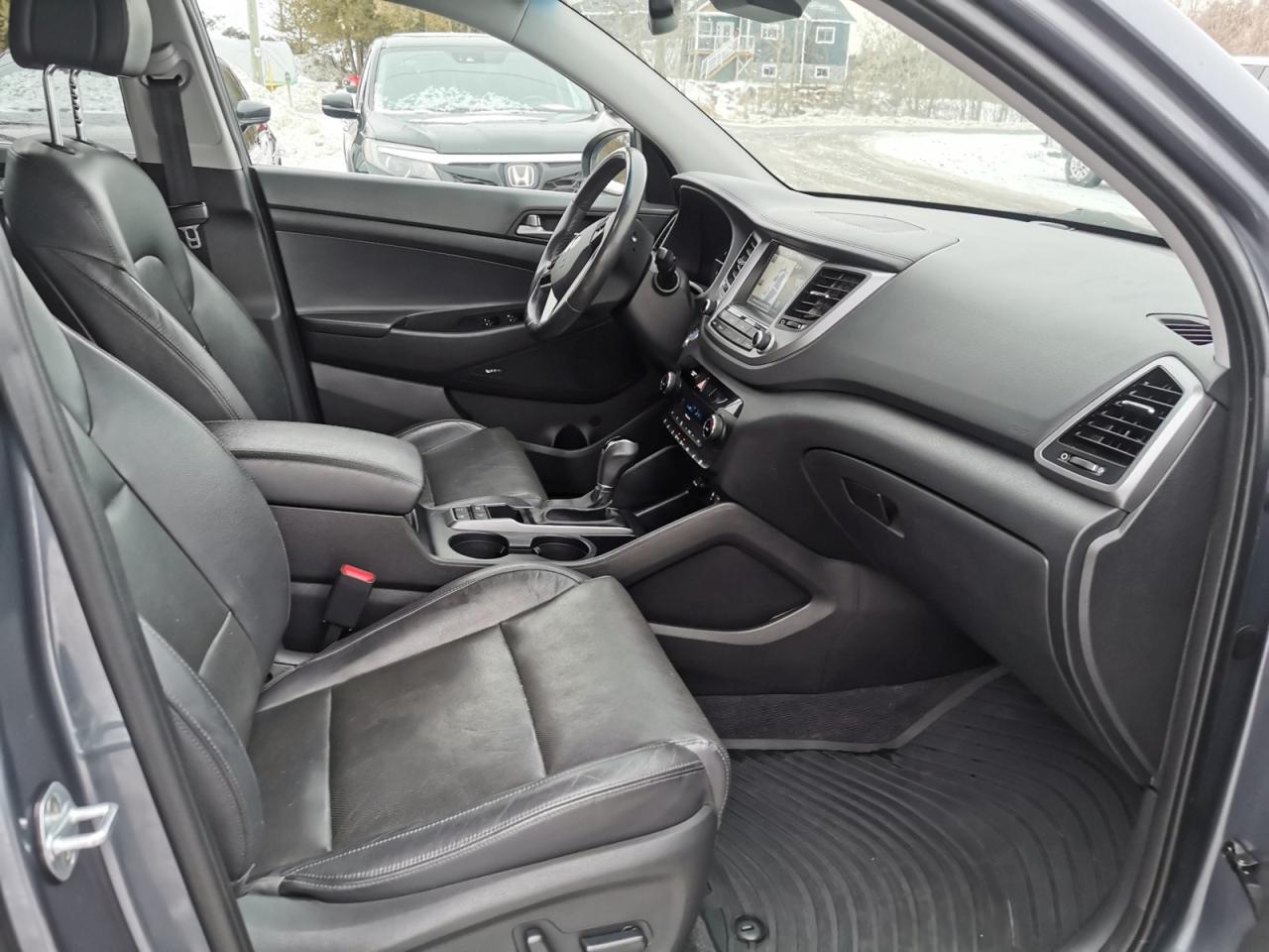 2018 Hyundai Tucson LIMITED AWD Photo