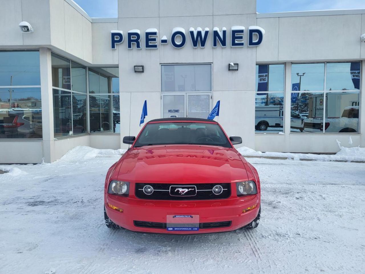 2006 Ford Mustang 2dr Conv Photo