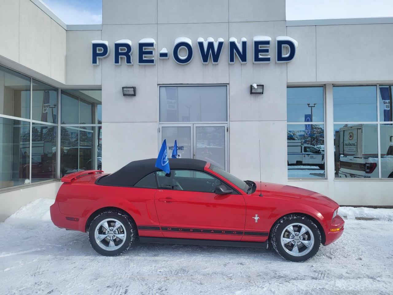 2006 Ford Mustang 2dr Conv Photo