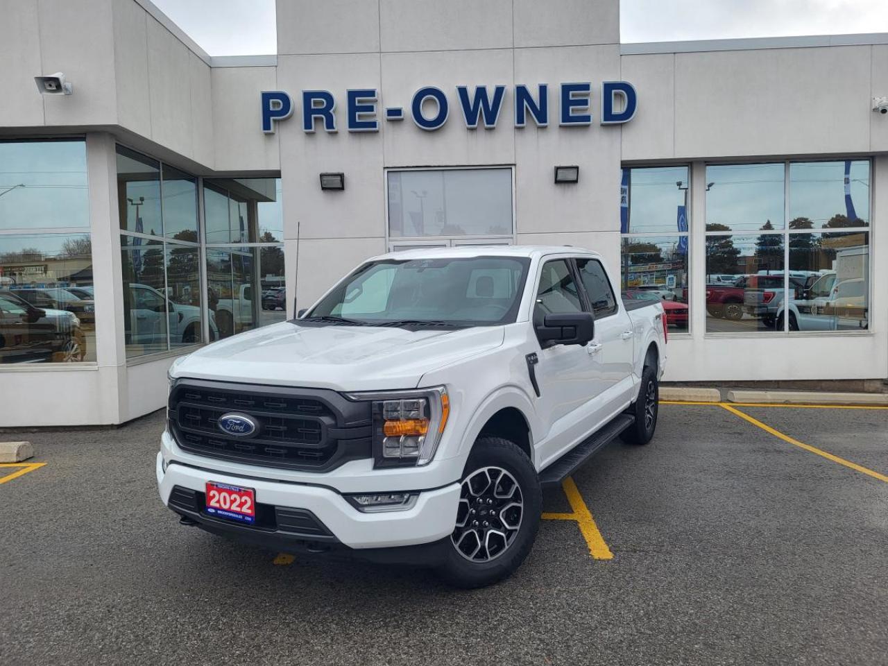2022 Ford F-150 XLT 4WD SuperCrew 5.5' Box Photo