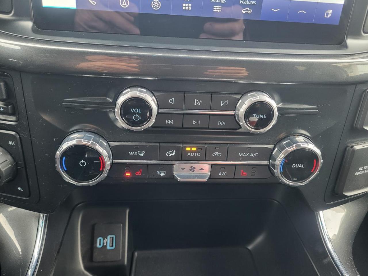 2022 Ford F-150 XLT 4WD SuperCrew 5.5' Box Photo