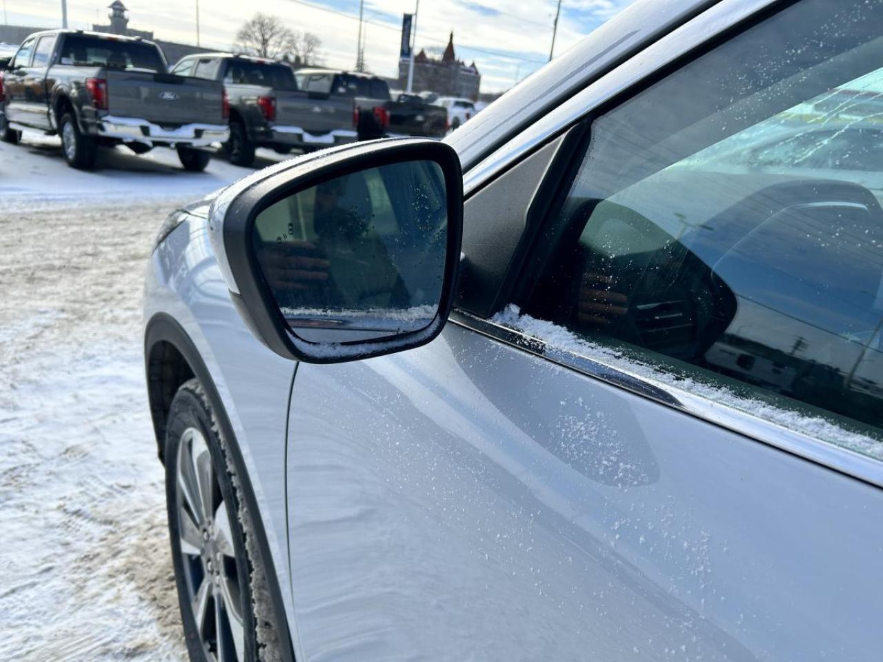 2025 Ford Escape Platinum Photo