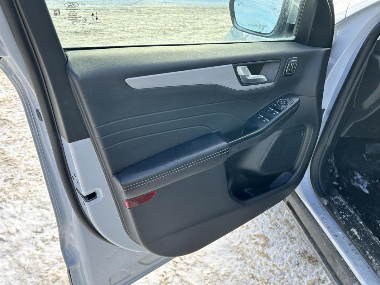 2025 Ford Escape Platinum Photo