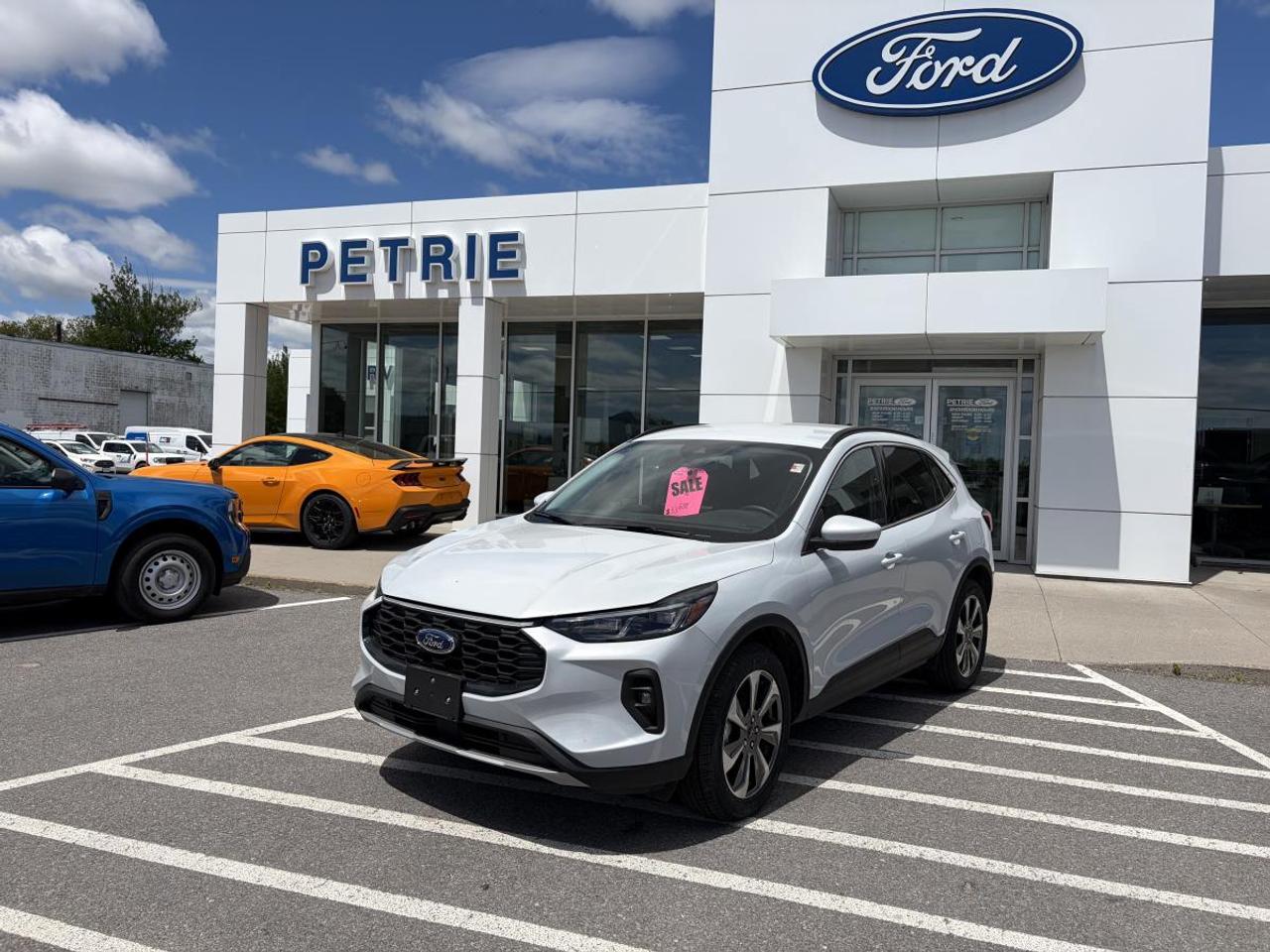 2025 Ford Escape Platinum Photo