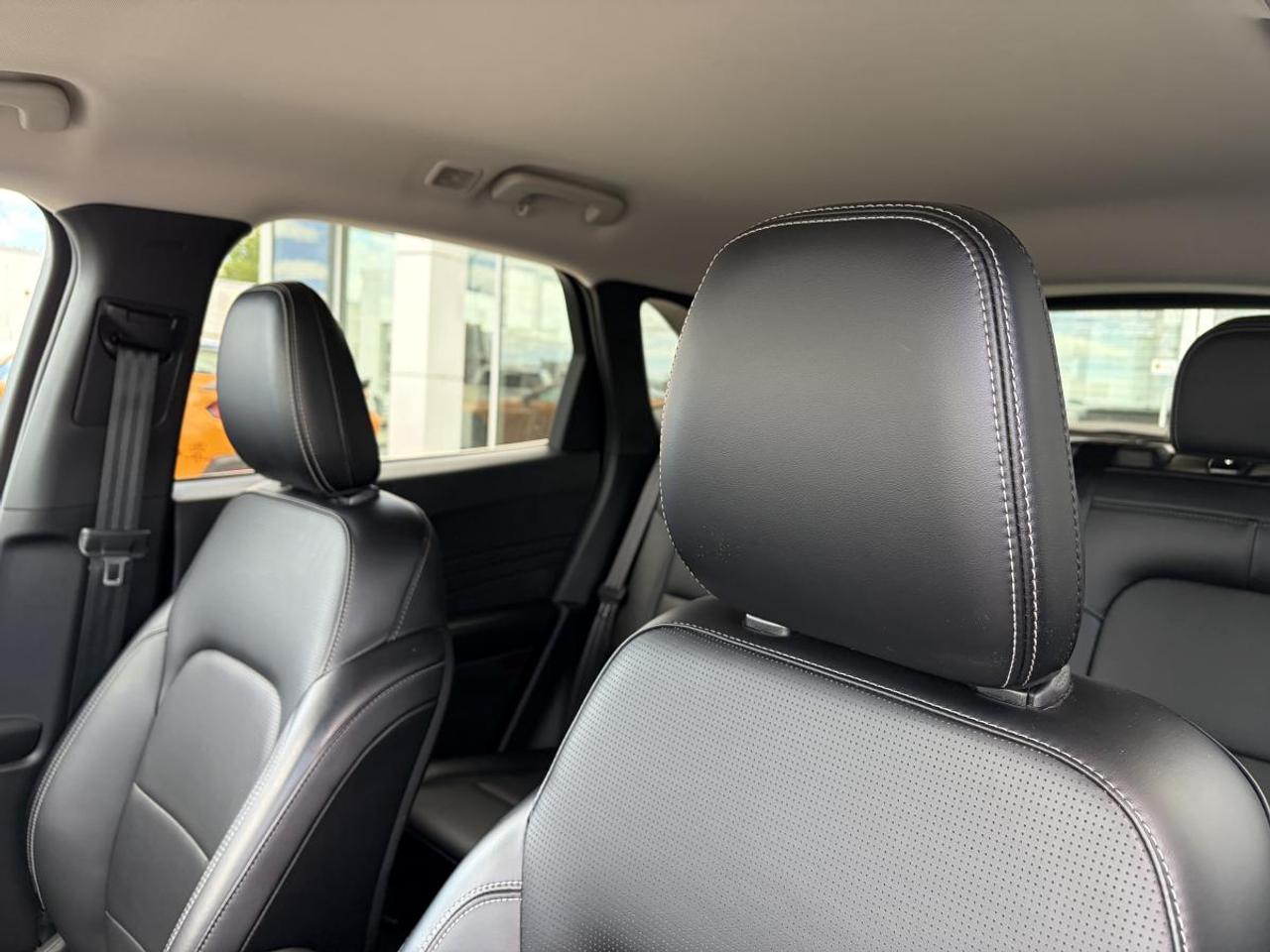 2025 Ford Escape Platinum Photo