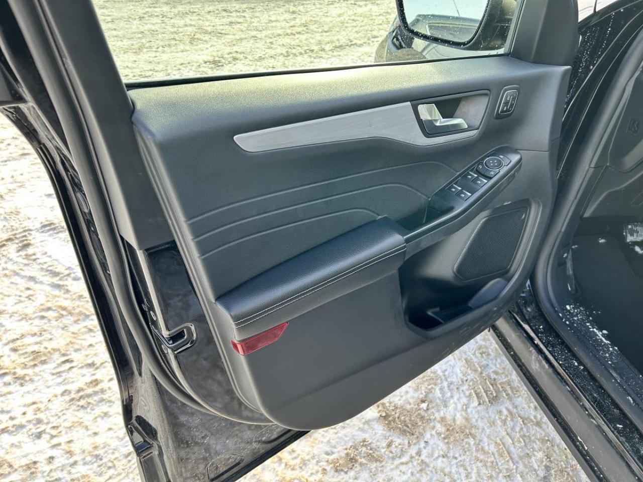 2025 Ford Escape Platinum Photo