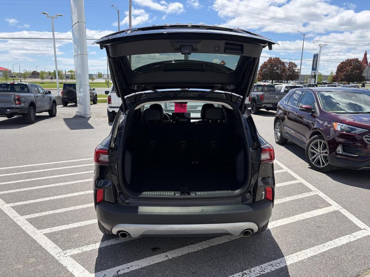 2025 Ford Escape Platinum Photo