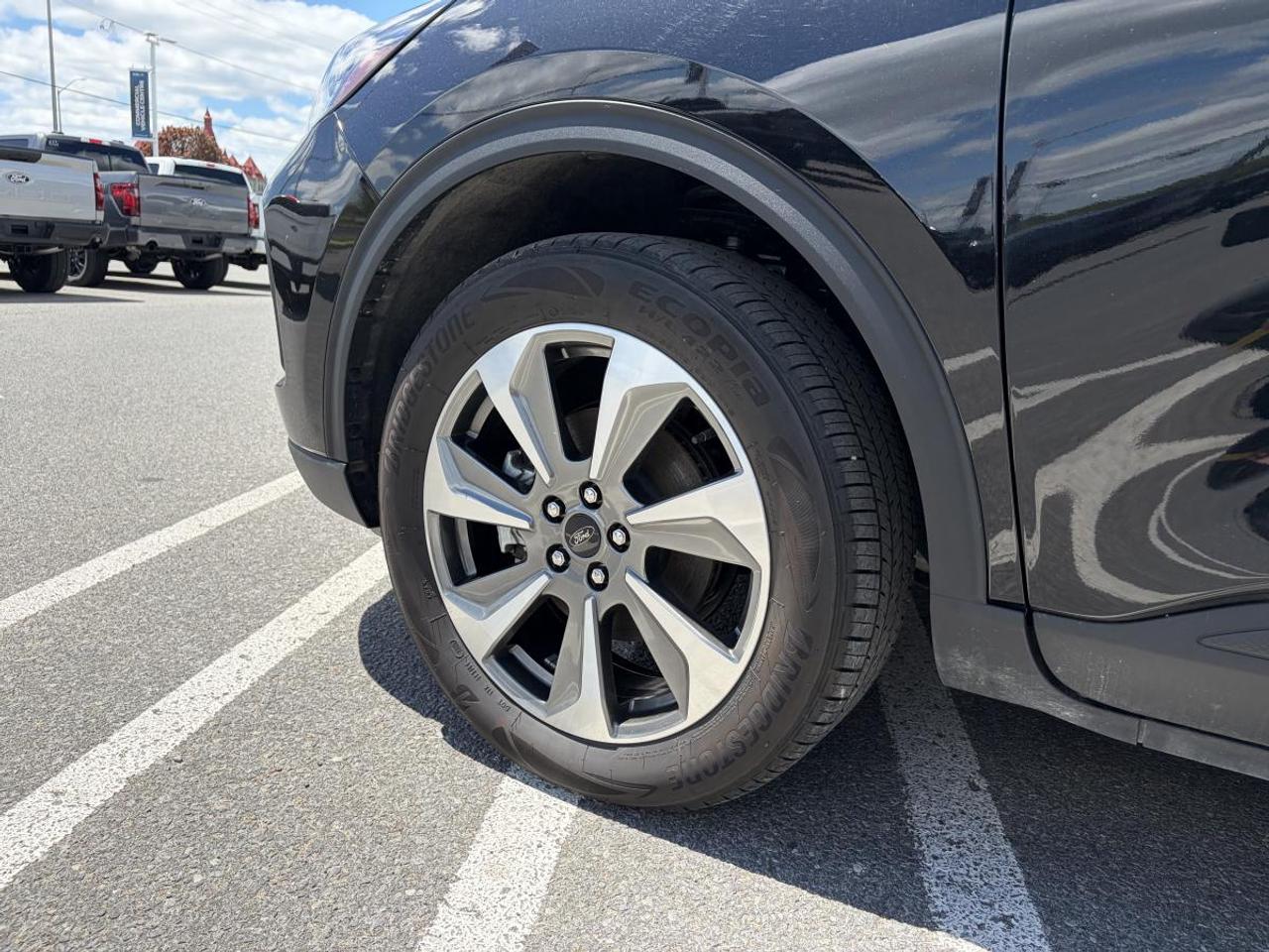 2025 Ford Escape Platinum Photo