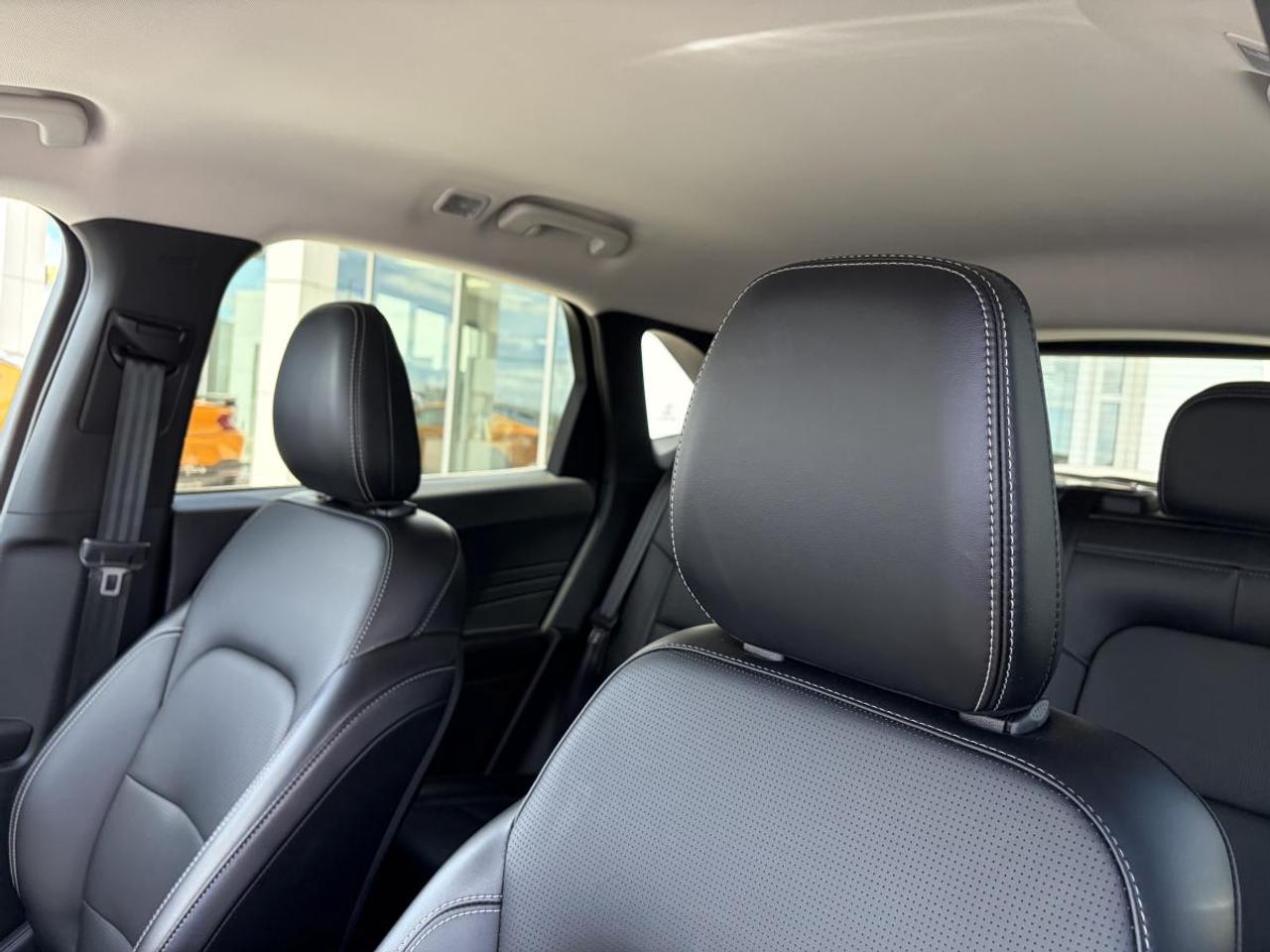2025 Ford Escape Platinum Photo