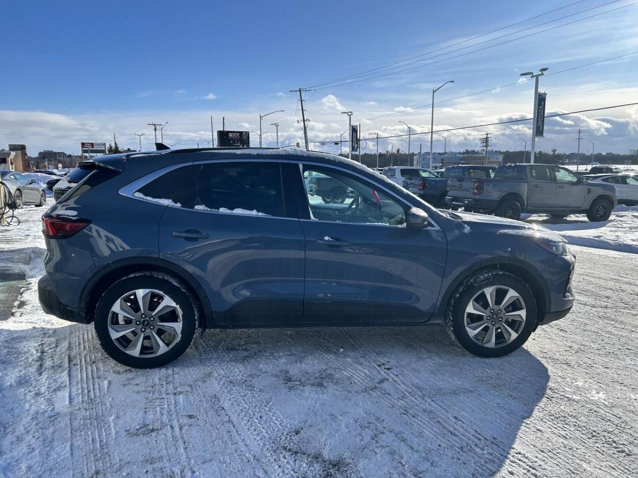 2025 Ford Escape Platinum Photo