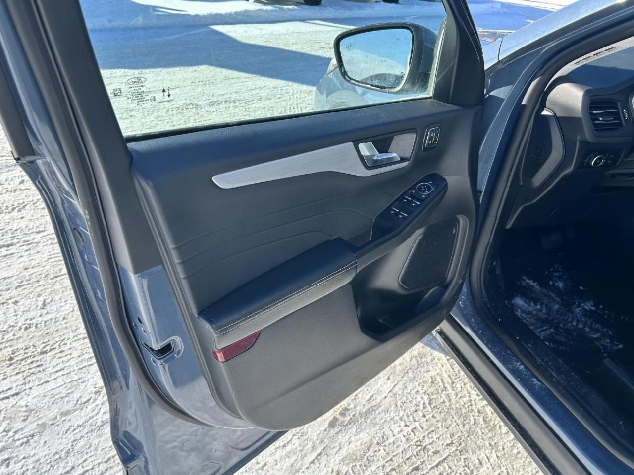 2025 Ford Escape Platinum Photo