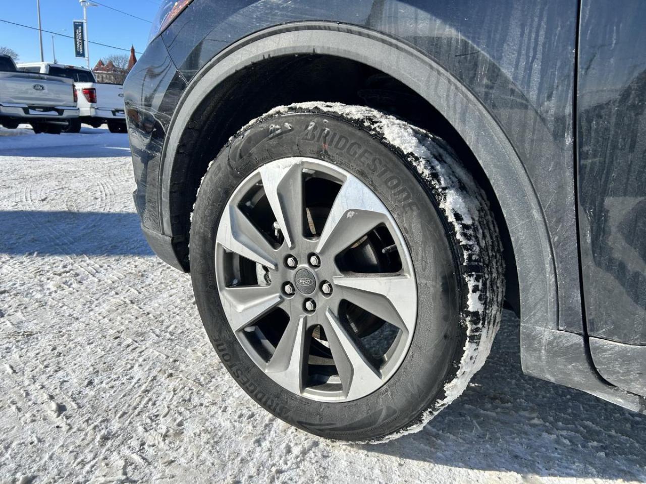 2025 Ford Escape Platinum Photo