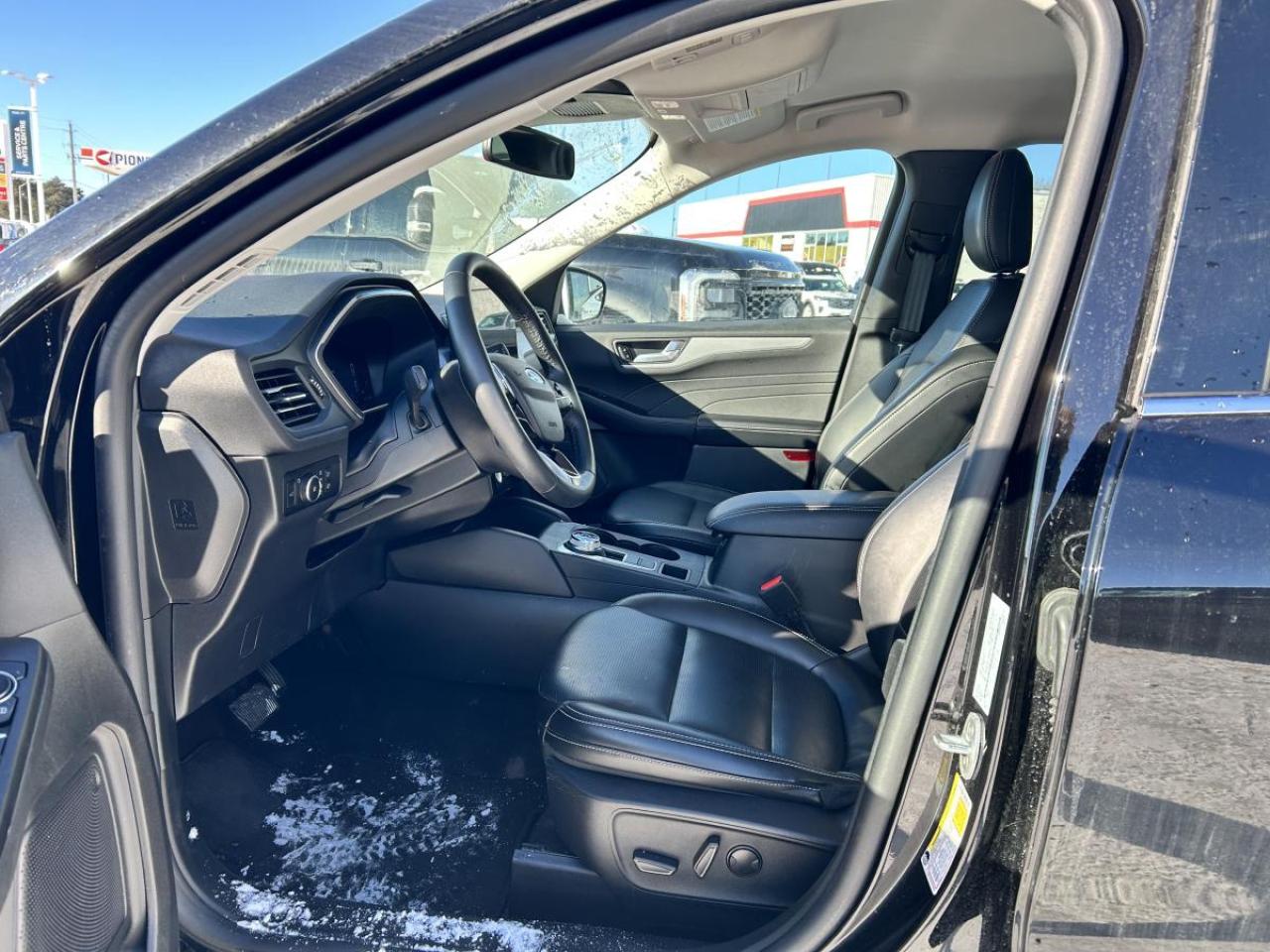 2025 Ford Escape Platinum Photo