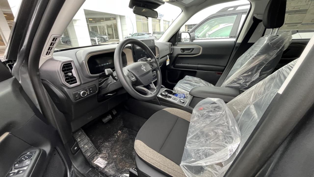 2025 Ford Bronco Sport Big Bend Photo2