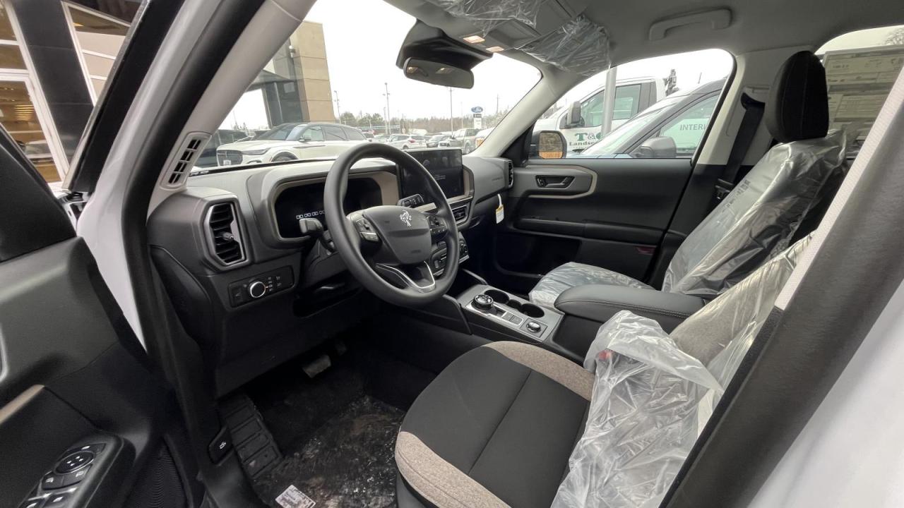 2025 Ford Bronco Sport Big Bend Photo2