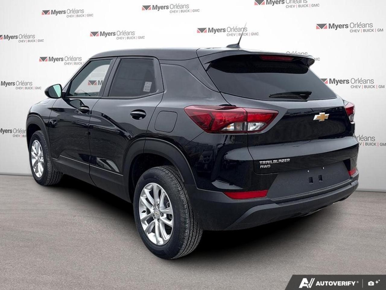 2026 Chevrolet TrailBlazer LS  - Apple CarPlay Photo2