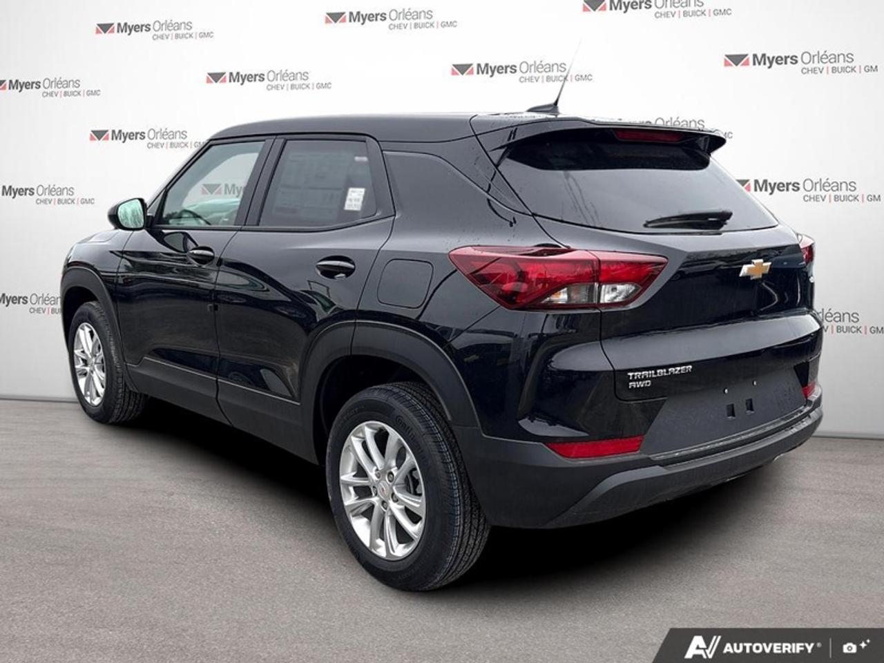 2026 Chevrolet TrailBlazer LS  - Apple CarPlay Photo2