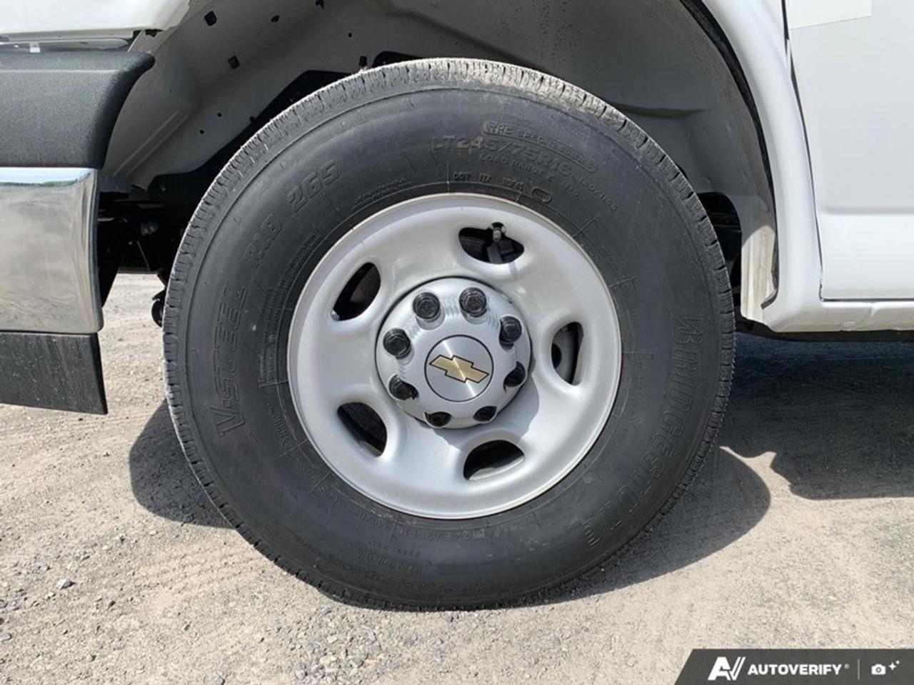 2025 Chevrolet Express Cargo Van 3500 155 Photo