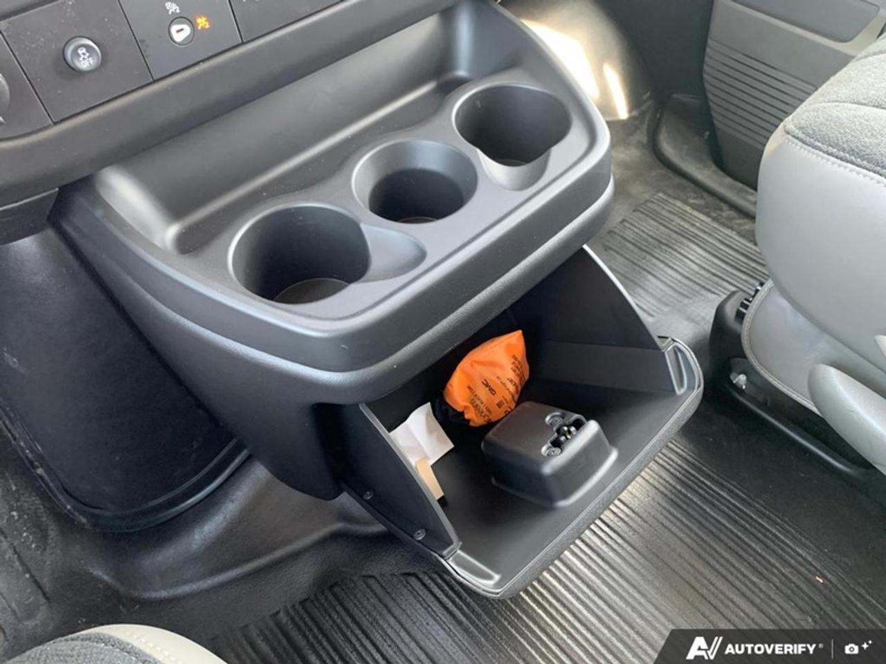 2025 Chevrolet Express Cargo Van 3500 155 Photo
