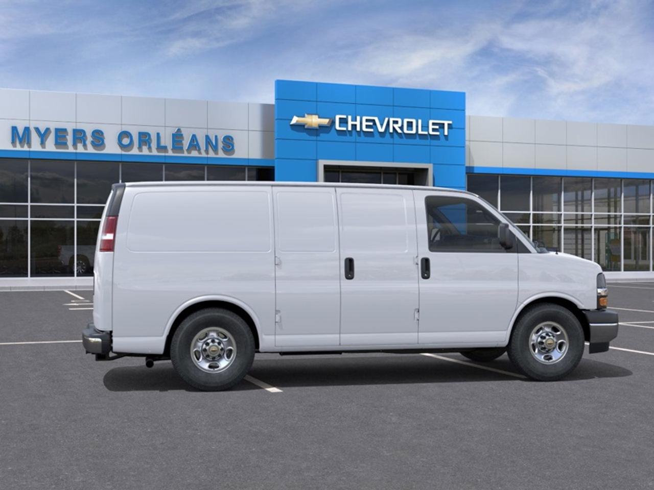 2025 Chevrolet Express Cargo Van 2500 135 Photo