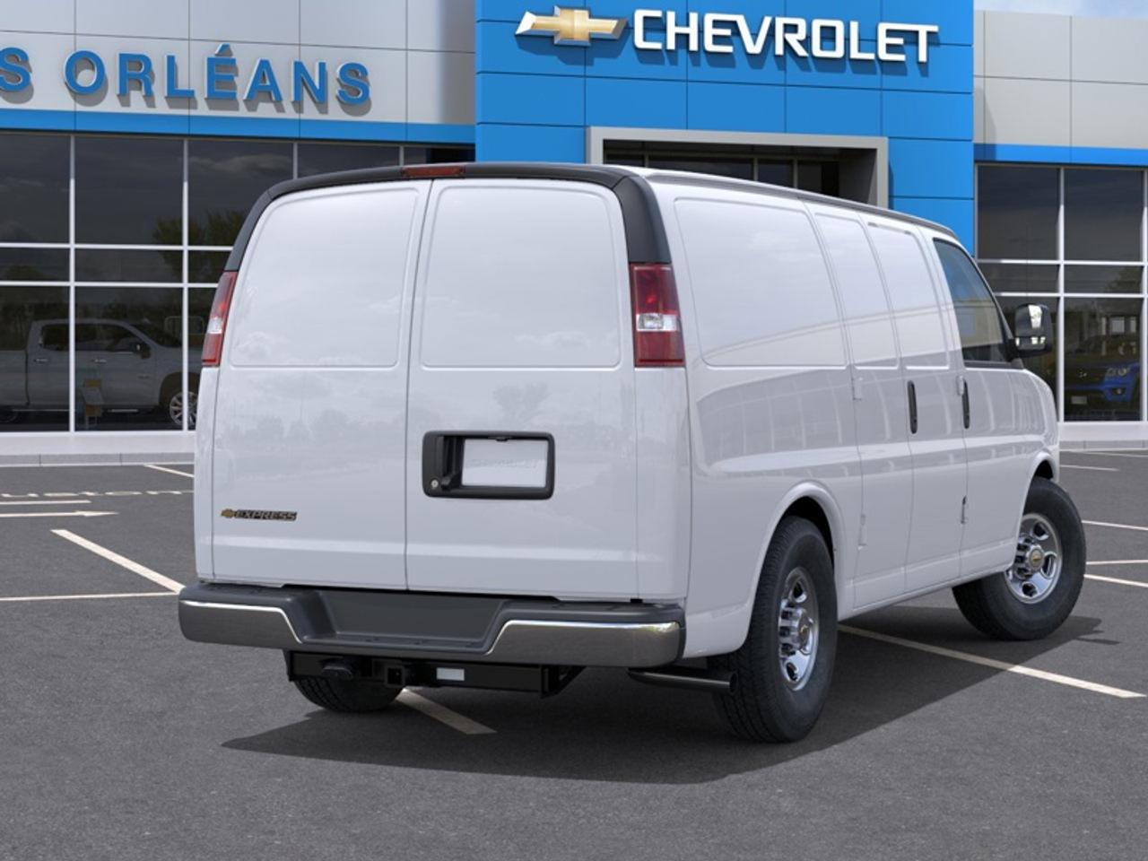 2025 Chevrolet Express Cargo Van 2500 135 Photo