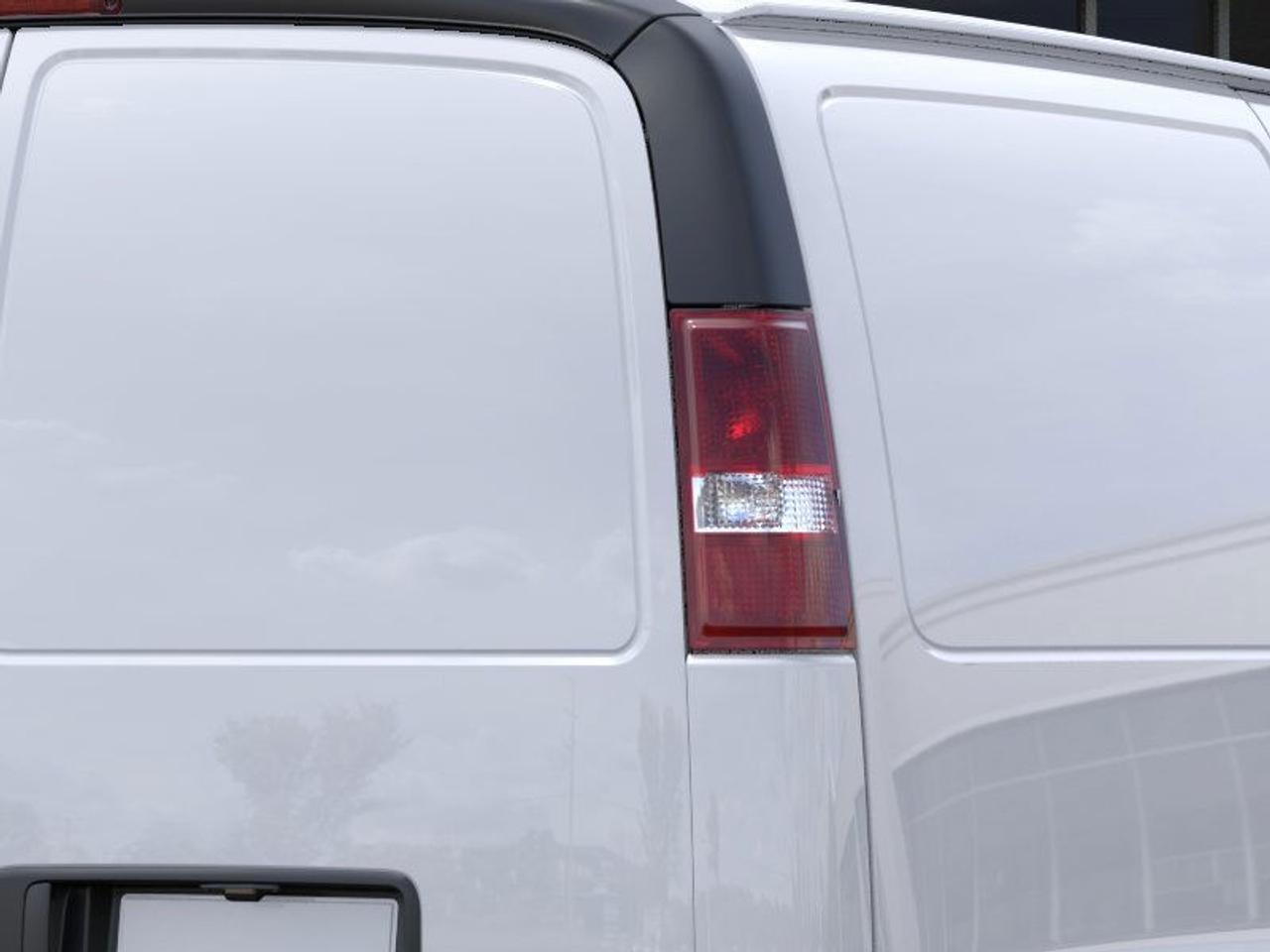 2025 Chevrolet Express Cargo Van 2500 135 Photo