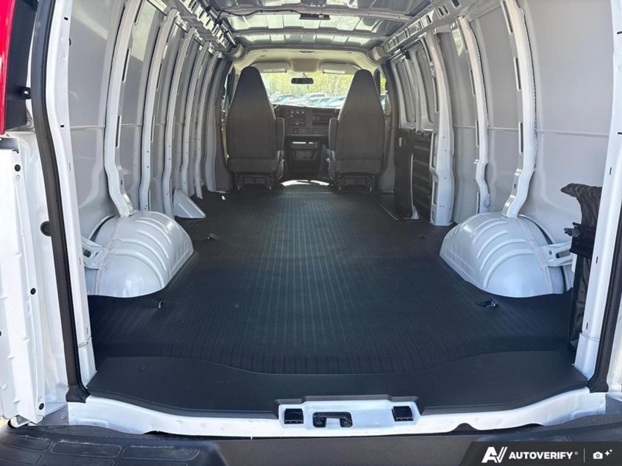 2025 Chevrolet Express Cargo Van 2500 155 Photo
