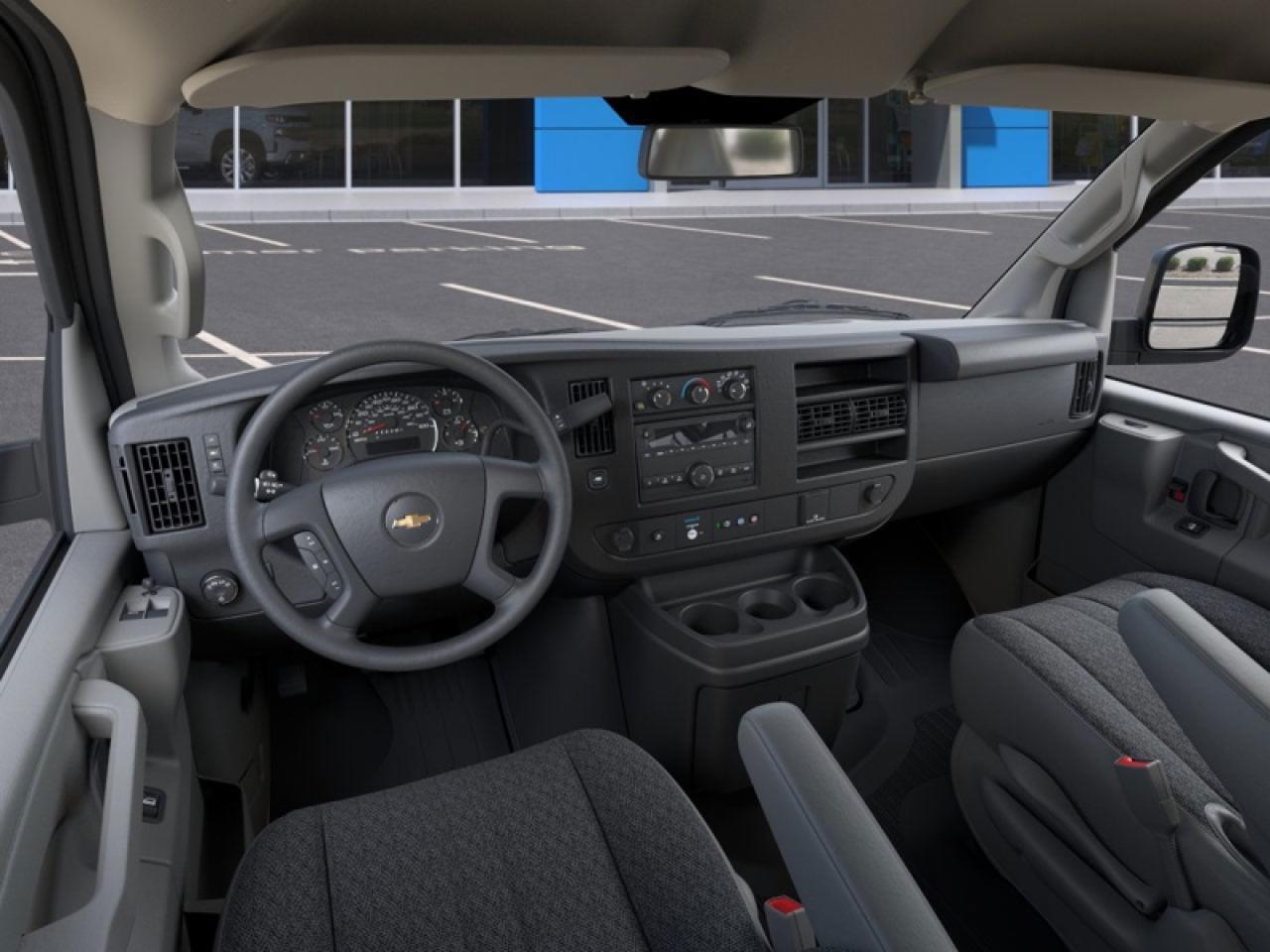 2025 Chevrolet Express Cargo Van 2500 135 Photo