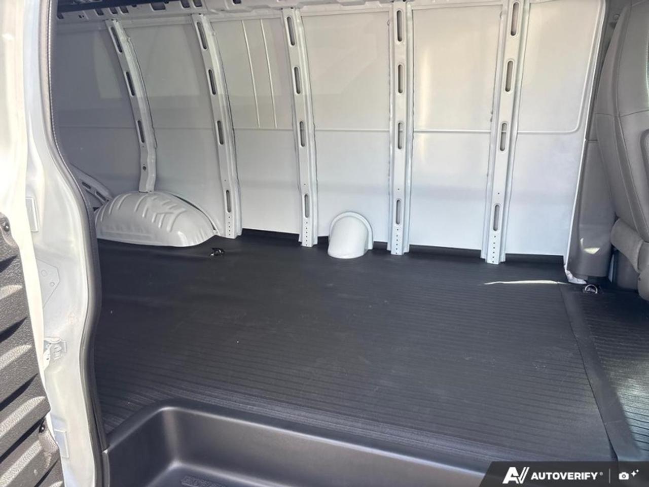 2025 GMC Savana Cargo Van 2500 155 Photo