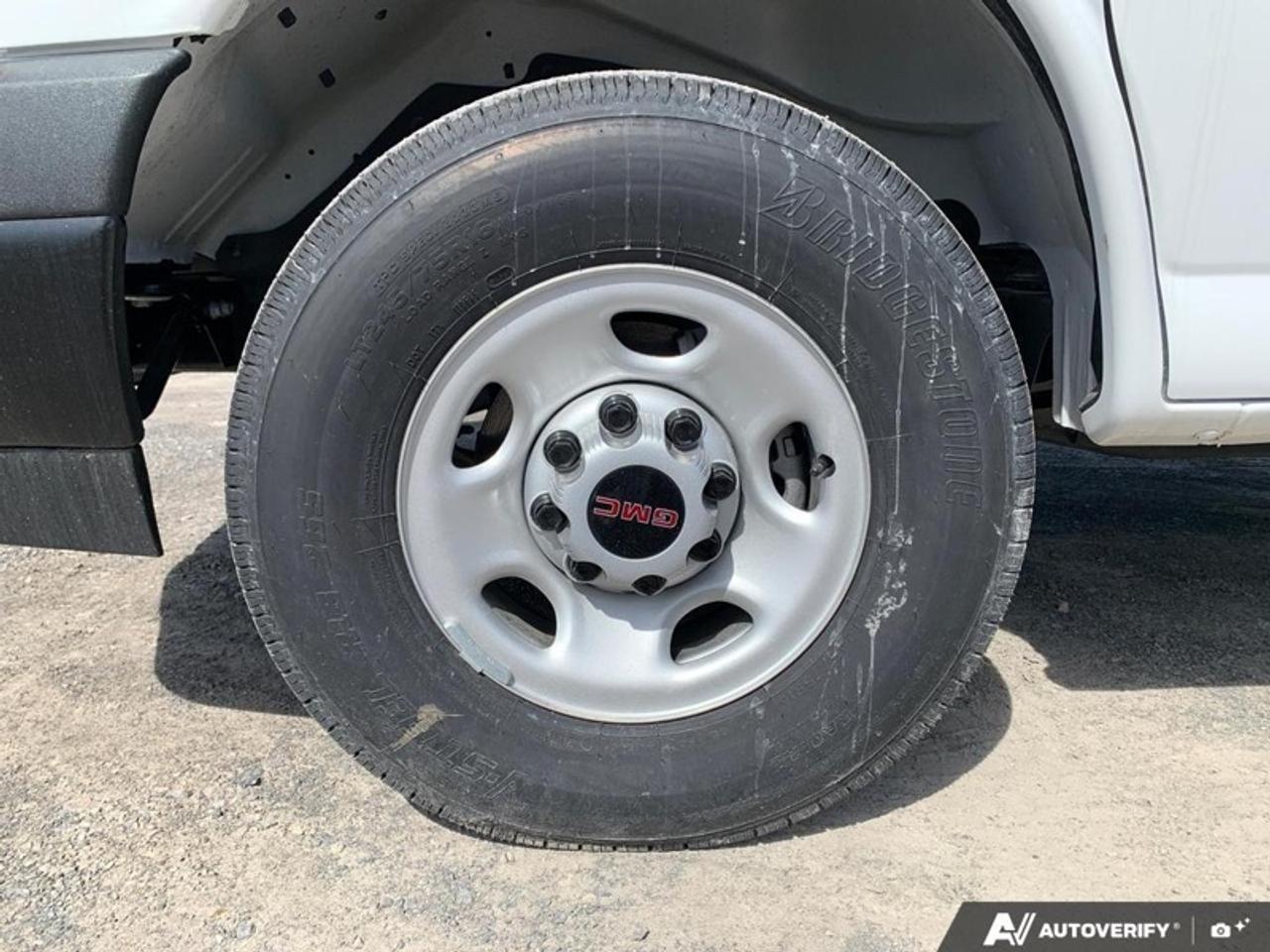 2025 GMC Savana Cargo Van 2500 155 Photo