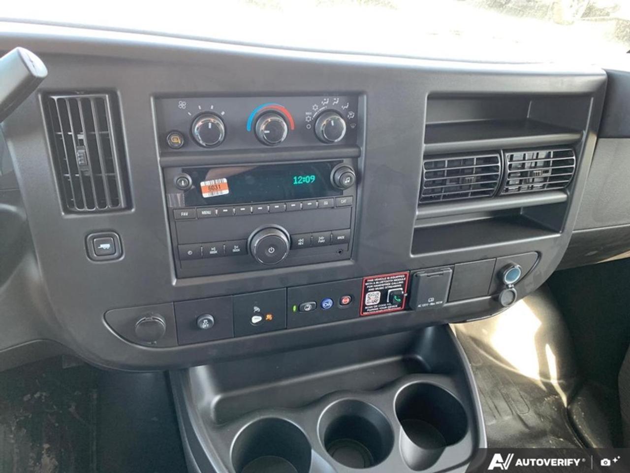 2025 GMC Savana Cargo Van 2500 155 Photo