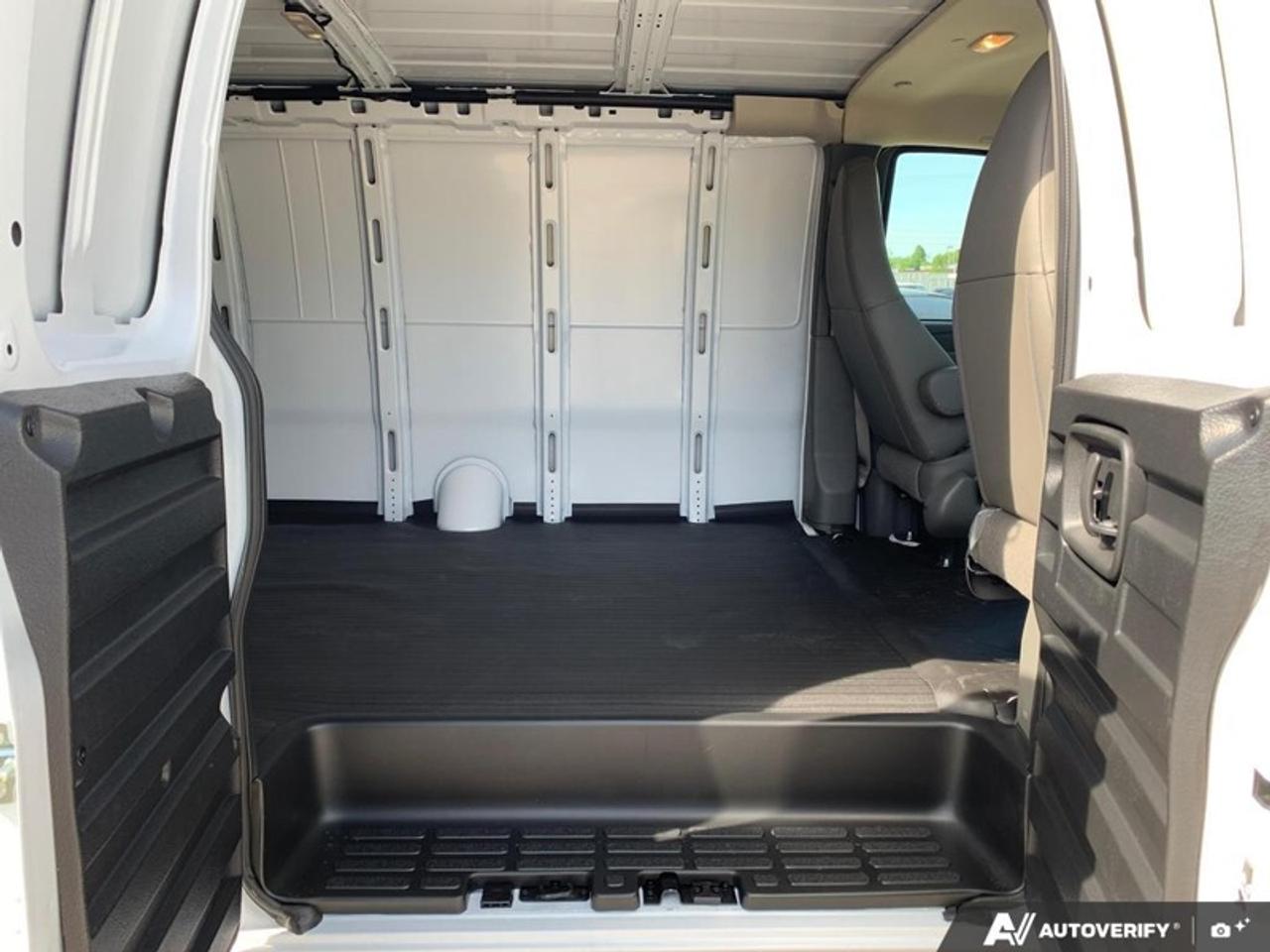 2025 GMC Savana Cargo Van 2500 155 Photo