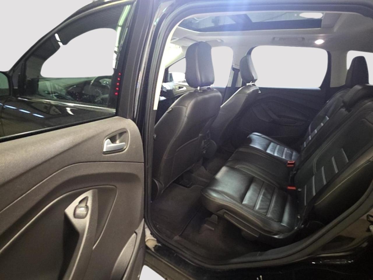 2018 Ford Escape SEL Photo